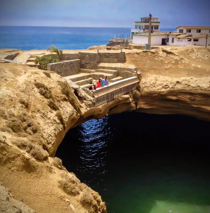 fotografía crater natural de la lobera en Baja California